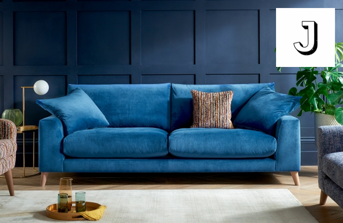 Tips Menjaga Kain Sofa Tetap Awet dan Bersih